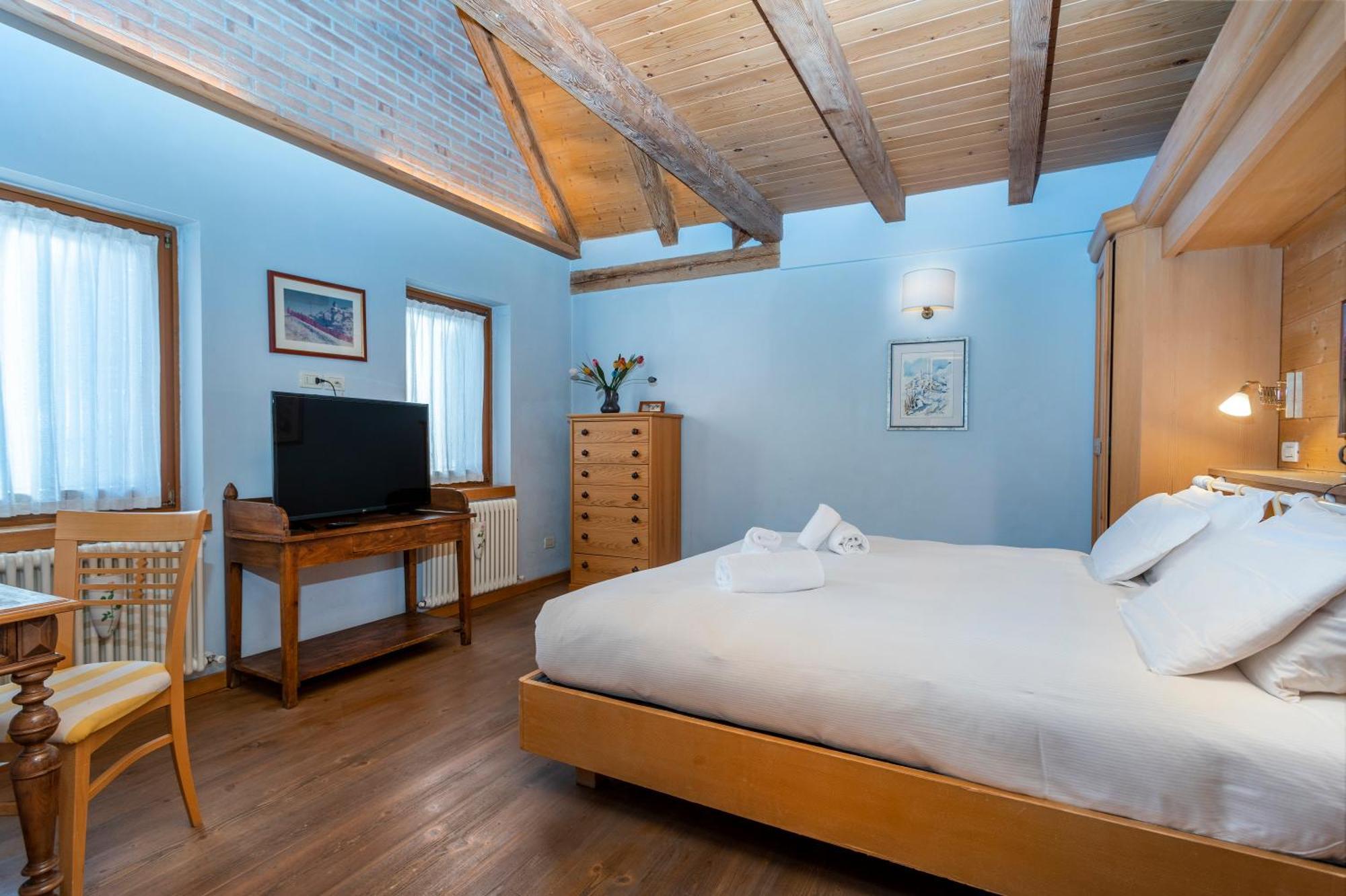 Valbruna Inn Bed & Breakfast ภายนอก รูปภาพ
